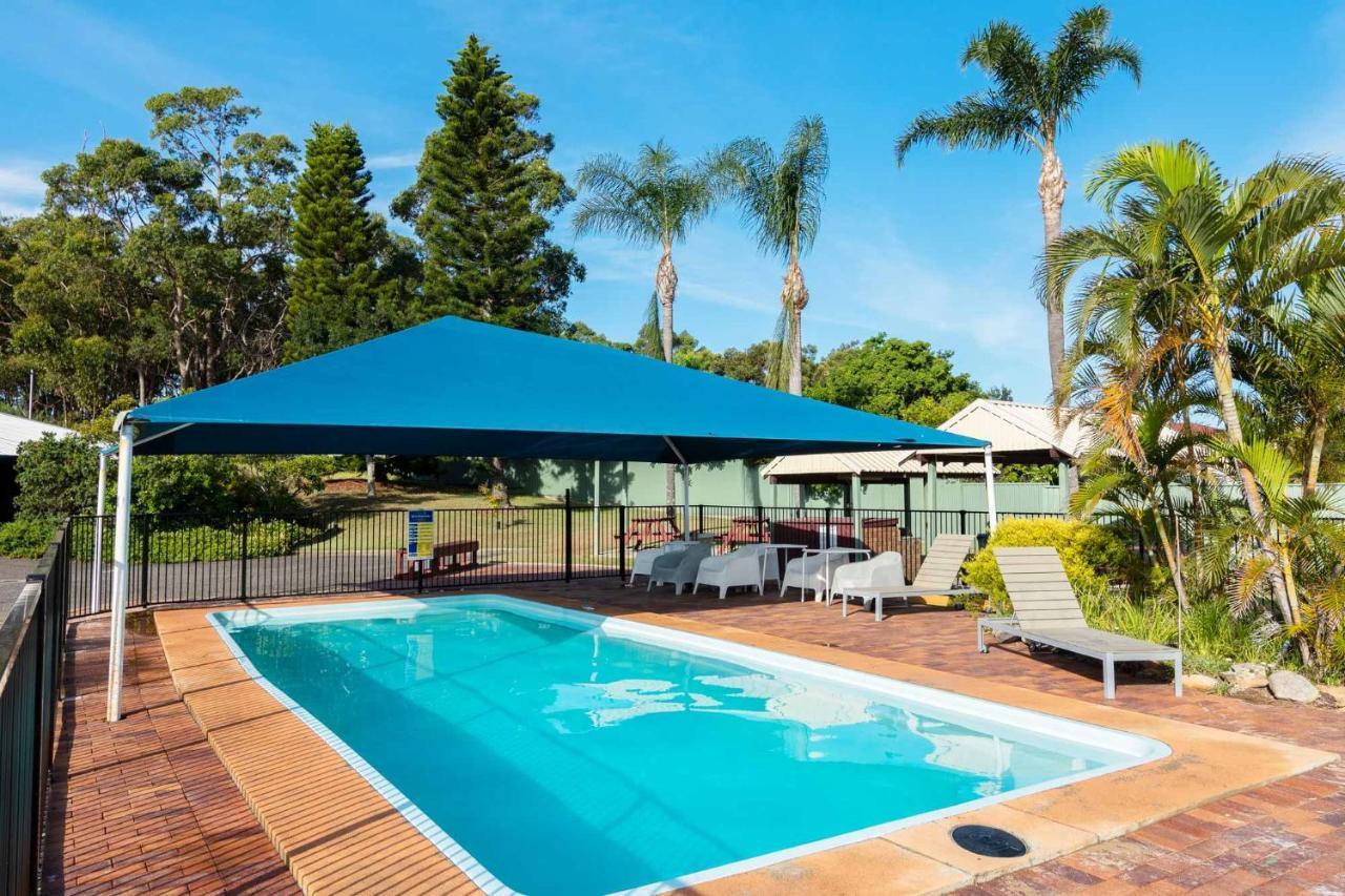 Bay Hotel Motel Bonnells Bay Екстер'єр фото