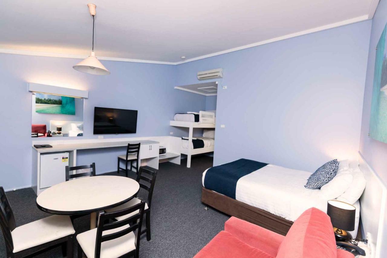 Bay Hotel Motel Bonnells Bay Екстер'єр фото